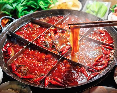 浓香型牛油底料   醇⾹ ⾹辣四溢   500g*30袋/件